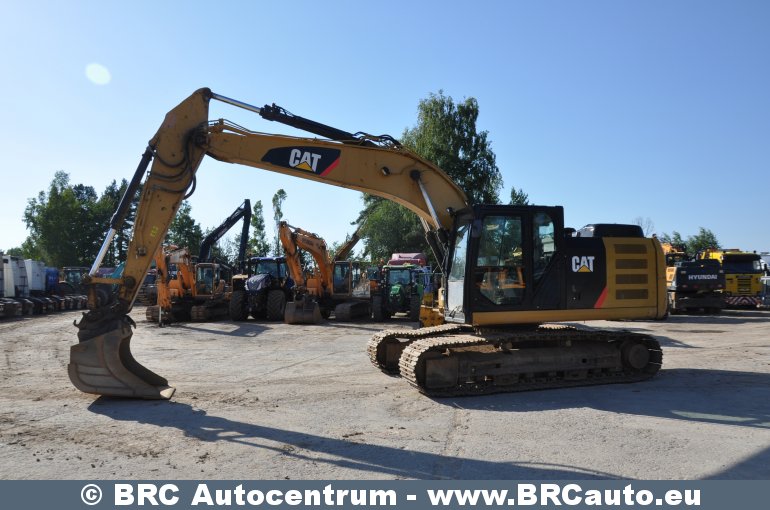 Caterpillar 320  2017