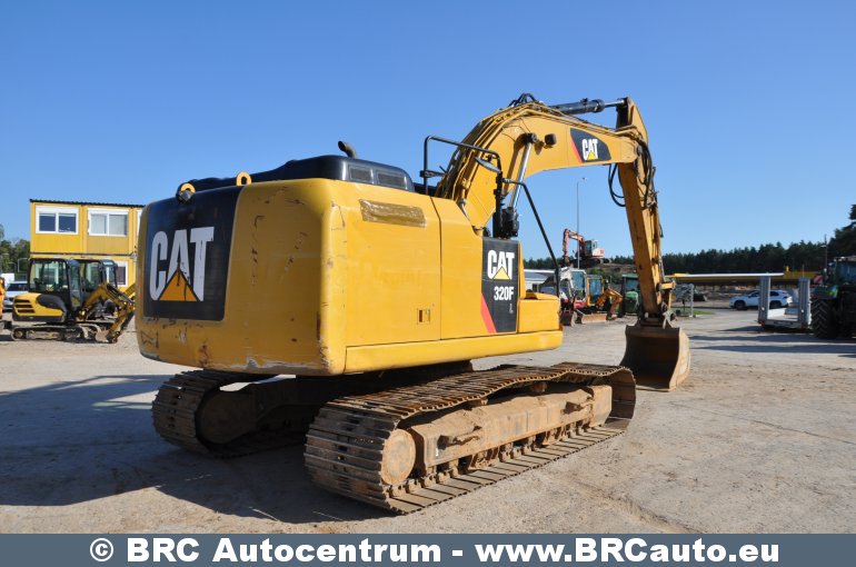 Caterpillar 320  2017