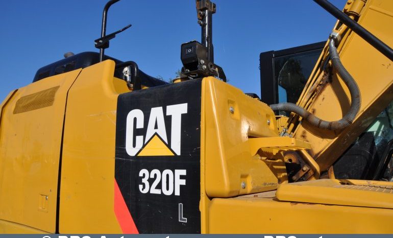 Caterpillar 320  2017 full