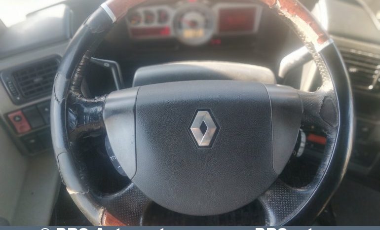 Renault Magnum  2009 full