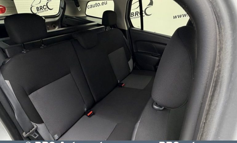 Dacia Logan 1.2i MCV 2016 full