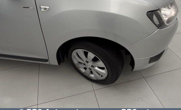 Dacia Logan 1.2i MCV 2016 full