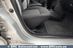 Dacia Logan 1.2i MCV 2016 full