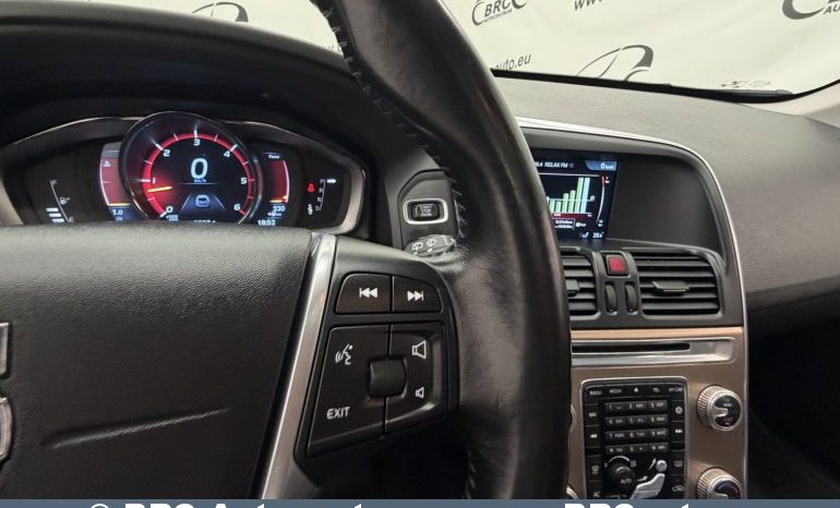 Volvo XC 60 D4 AWD Automatas 2015 full