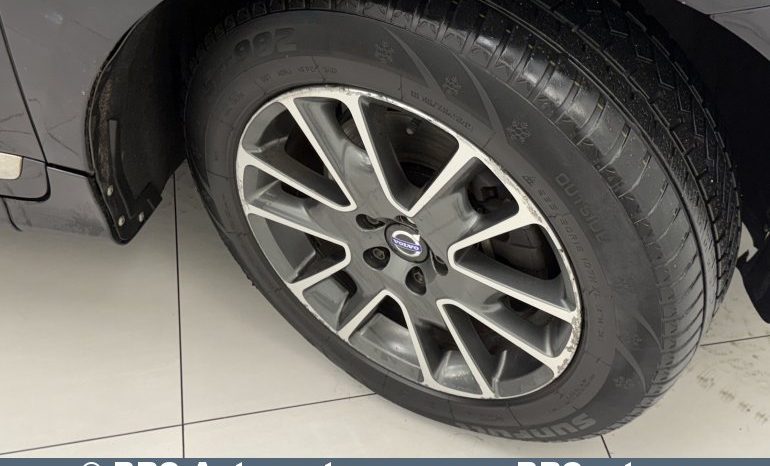 Volvo XC 60 D4 AWD Automatas 2015 full