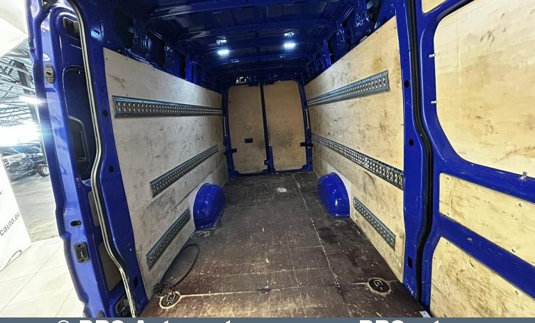 Volkswagen Crafter 2.0 TDI Automatas 2019 full