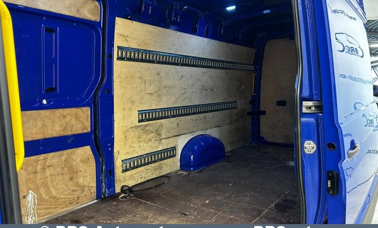 Volkswagen Crafter 2.0 TDI Automatas 2019 full