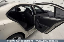 Volkswagen Jetta 2.0 TDI BLUEMOTION Automatas 2015 full
