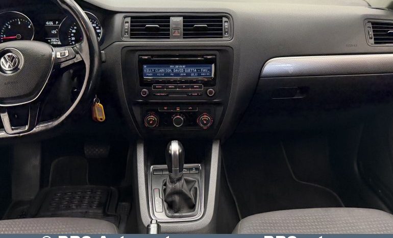 Volkswagen Jetta 2.0 TDI BLUEMOTION Automatas 2015 full