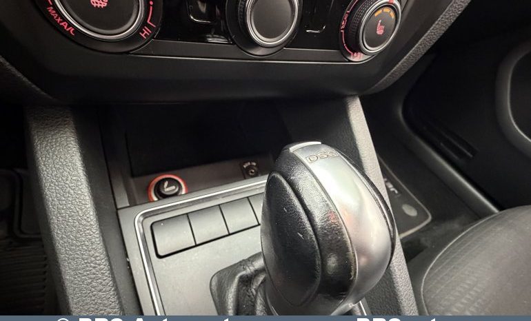 Volkswagen Jetta 2.0 TDI BLUEMOTION Automatas 2015 full