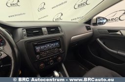 Volkswagen Jetta 2.0 TDI BLUEMOTION Automatas 2015 full