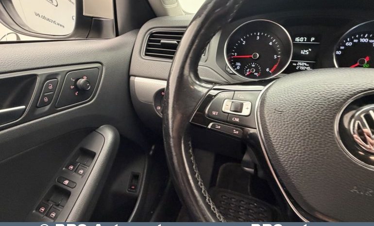 Volkswagen Jetta 2.0 TDI BLUEMOTION Automatas 2015 full