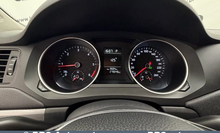 Volkswagen Jetta 2.0 TDI BLUEMOTION Automatas 2015 full