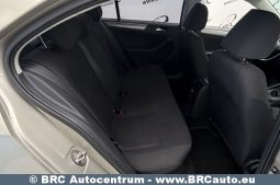 Volkswagen Jetta 2.0 TDI BLUEMOTION Automatas 2015 full