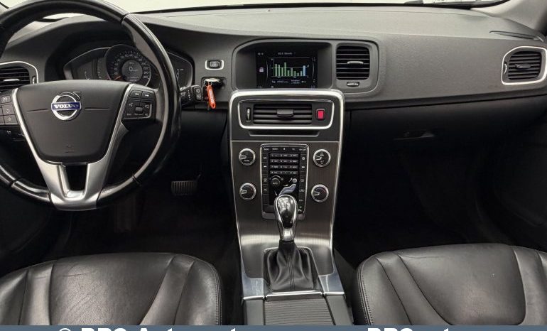 Volvo V60 Cross Country D3 Automatas 2016 full