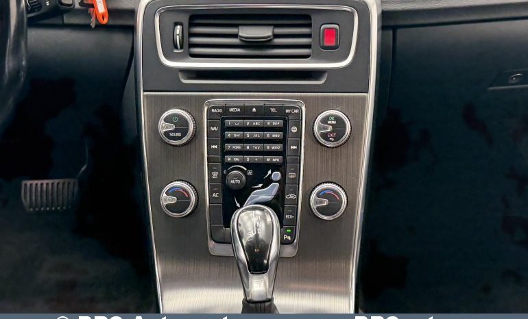 Volvo V60 Cross Country D3 Automatas 2016 full