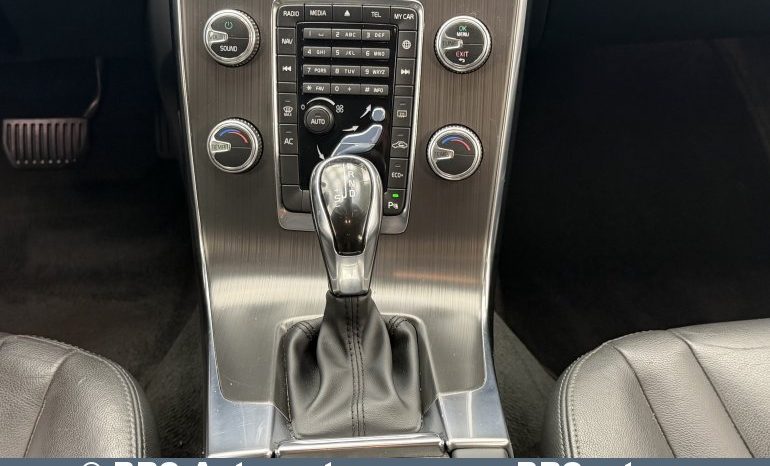 Volvo V60 Cross Country D3 Automatas 2016 full