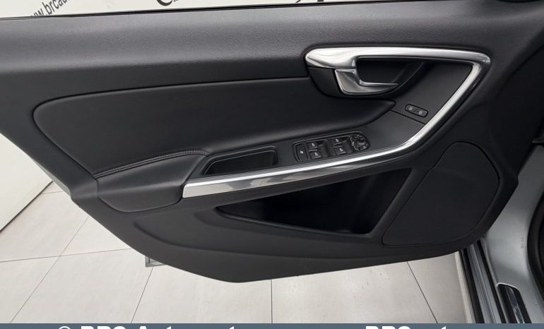 Volvo V60 Cross Country D3 Automatas 2016 full