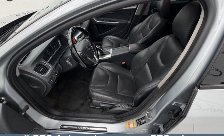 Volvo V60 Cross Country D3 Automatas 2016 full