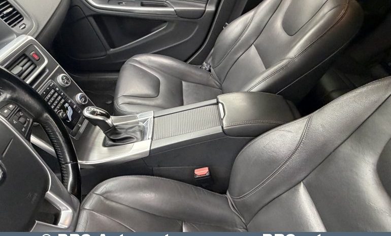 Volvo V60 Cross Country D3 Automatas 2016 full