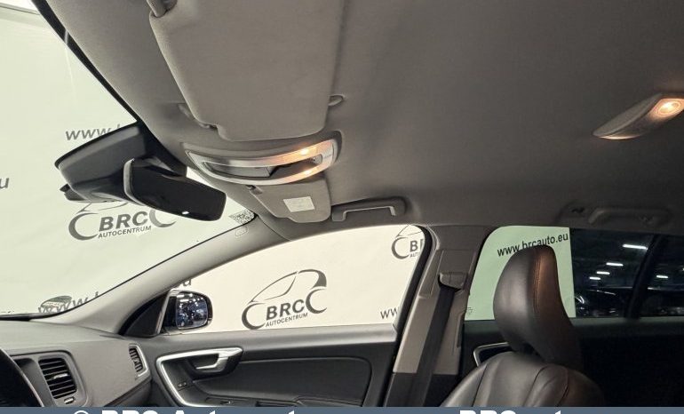 Volvo V60 Cross Country D3 Automatas 2016 full