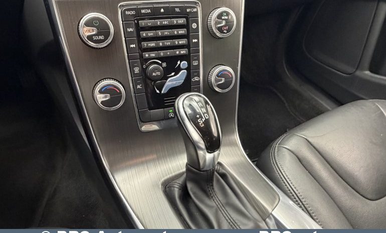 Volvo V60 Cross Country D3 Automatas 2016 full