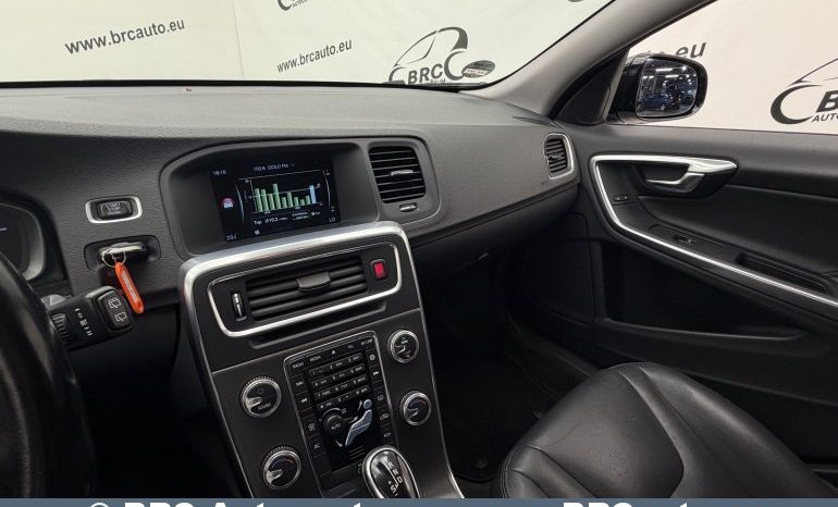 Volvo V60 Cross Country D3 Automatas 2016 full