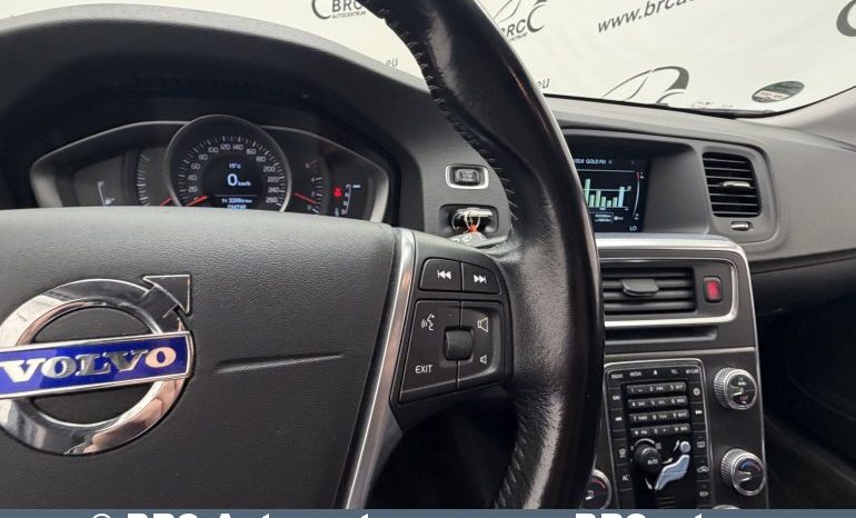 Volvo V60 Cross Country D3 Automatas 2016 full