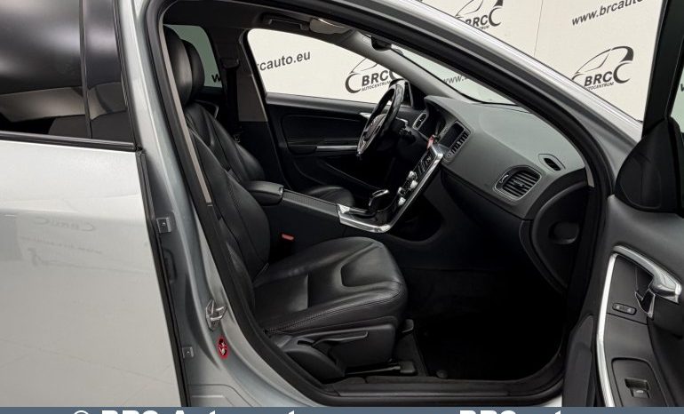 Volvo V60 Cross Country D3 Automatas 2016 full