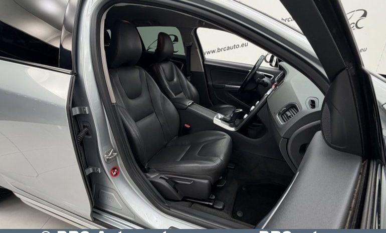 Volvo V60 Cross Country D3 Automatas 2016 full