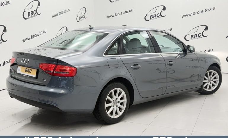 Audi A4 2.0 TDI 2012 full
