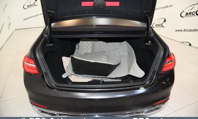 BMW 750 Li xDrive Automatas 2015 full