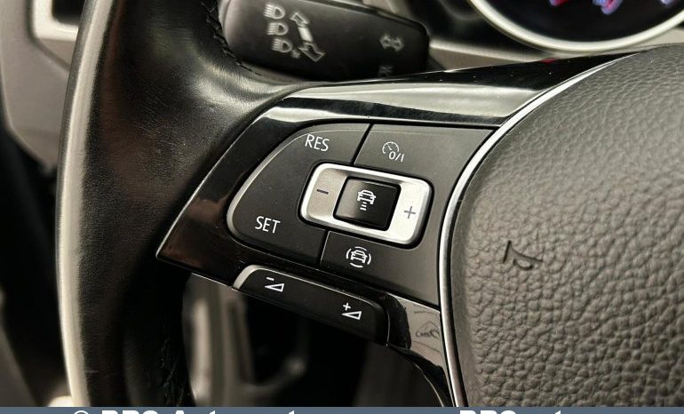 Volkswagen Touran 1.6 TDI 2019 full