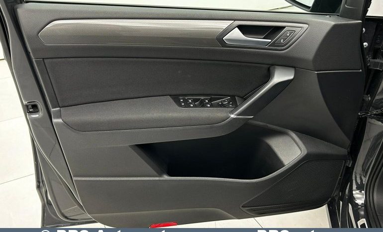 Volkswagen Touran 1.6 TDI 2019 full