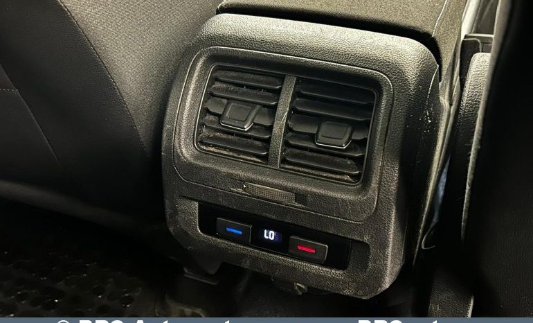 Volkswagen Touran 1.6 TDI 2019 full