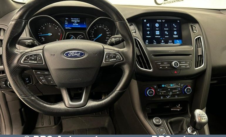 Ford Focus 1.5 TDCi ST-Line 2018 full
