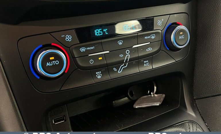 Ford Focus 1.5 TDCi ST-Line 2018 full