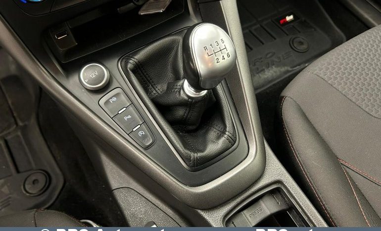 Ford Focus 1.5 TDCi ST-Line 2018 full