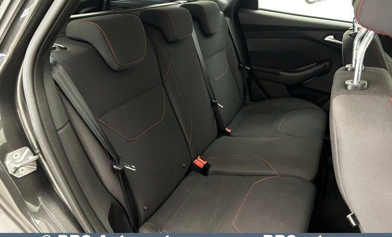 Ford Focus 1.5 TDCi ST-Line 2018 full