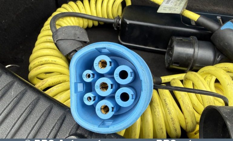 Mercedes-Benz C 350 e Plug-In Hybrid Automatas 2015 full