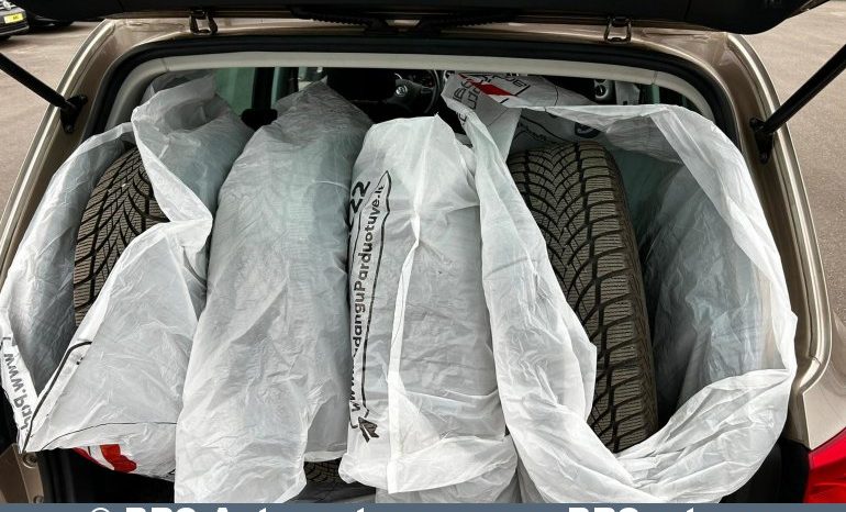 Volkswagen Tiguan 1.4 TSI 2015 full