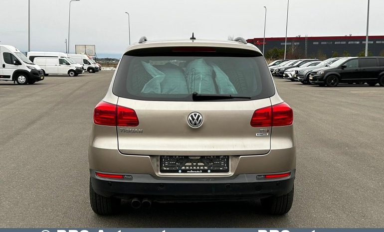 Volkswagen Tiguan 1.4 TSI 2015 full