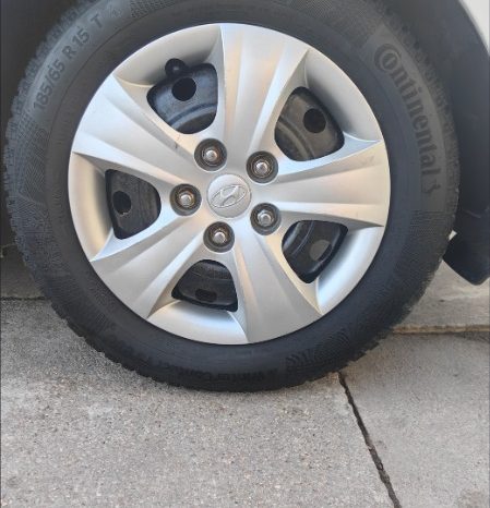 Hyundai i30 2010 full