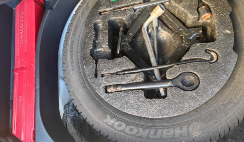 Hyundai i30 2010 full