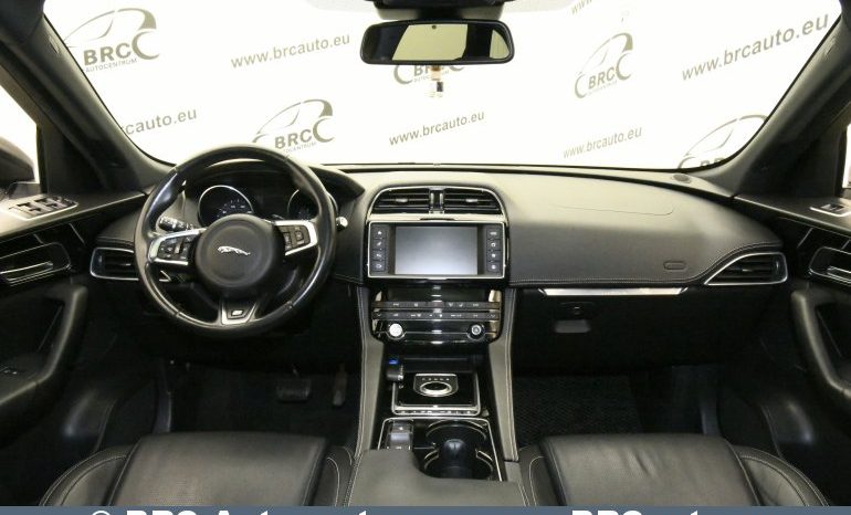 Jaguar F-Pace 20d R-Sport AWD Automatas 2016 full