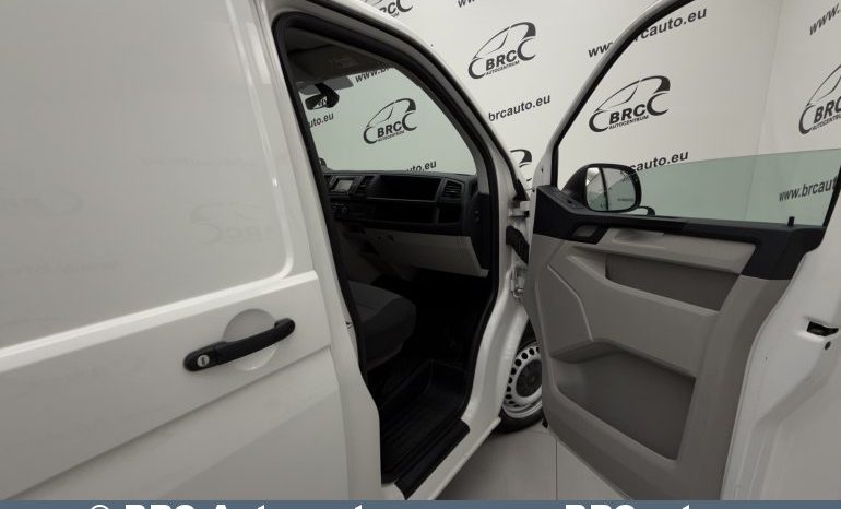 Volkswagen Transporter T6 2.0 TDI 2018 full
