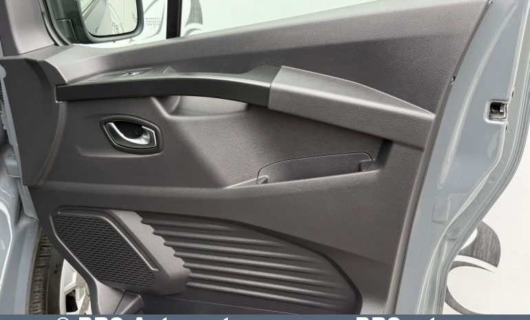 Renault Trafic 2.0 dCi 2024 full