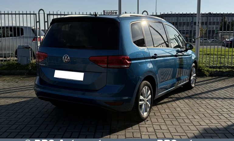 Volkswagen Touran 1.6 TDI DSG Automatas 2018 full
