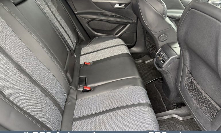 Peugeot 3008 1.2 PureTech 2017 full