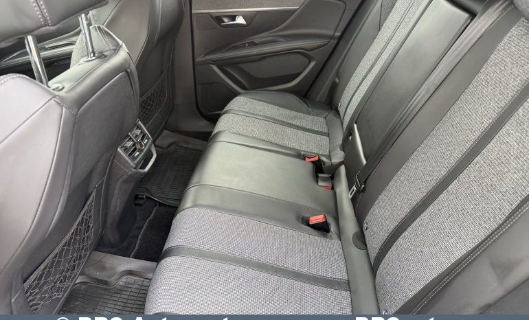 Peugeot 3008 1.2 PureTech 2017 full